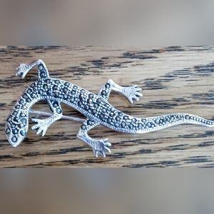 Vintage 925 Sterling silver Marcasite Lizard Salamander Brooch  / Pin